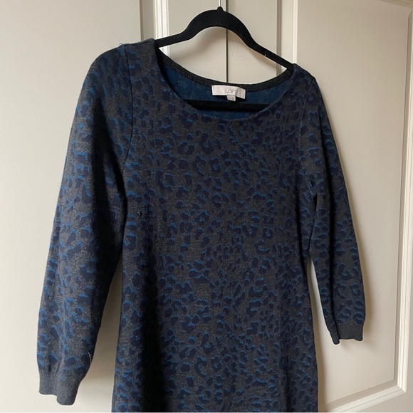 LOFT Grey and Blue Leopard print Sweater Dress - Picture 5 of 12